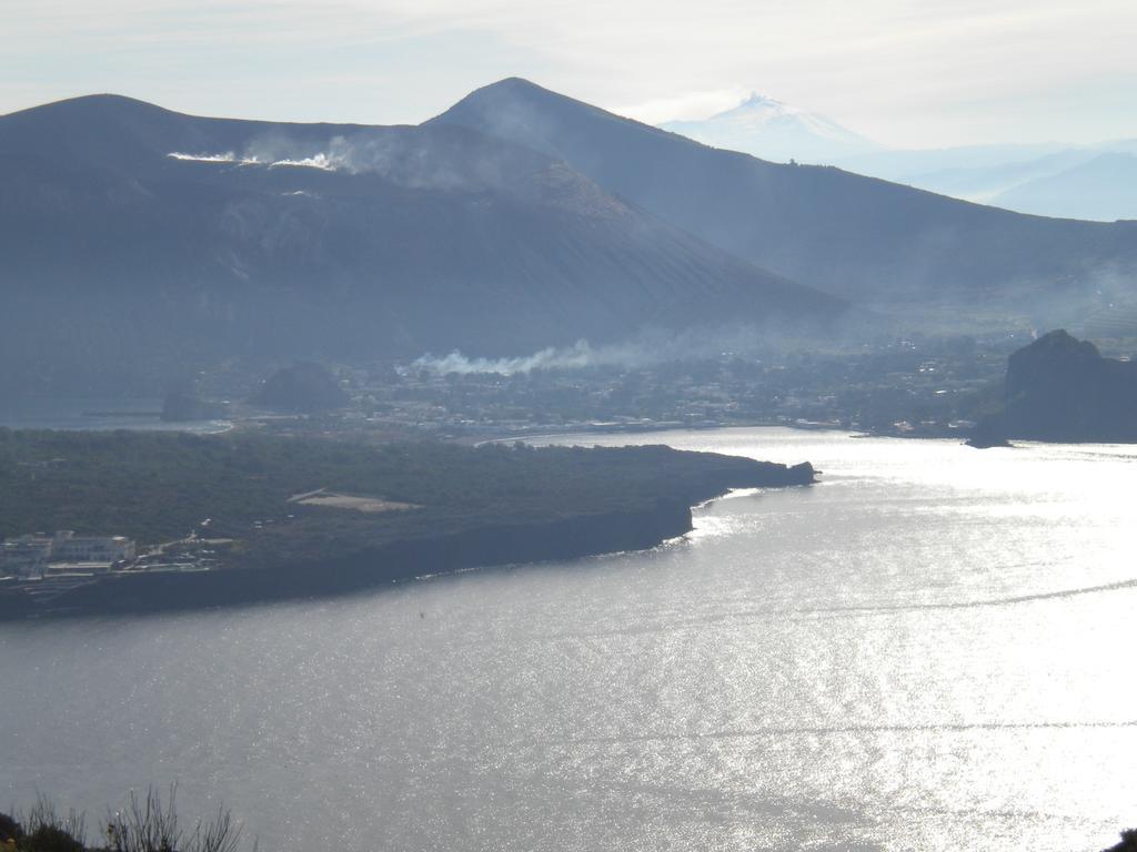 Casa U' Cucunciu Lägenhet Lipari  Exteriör bild