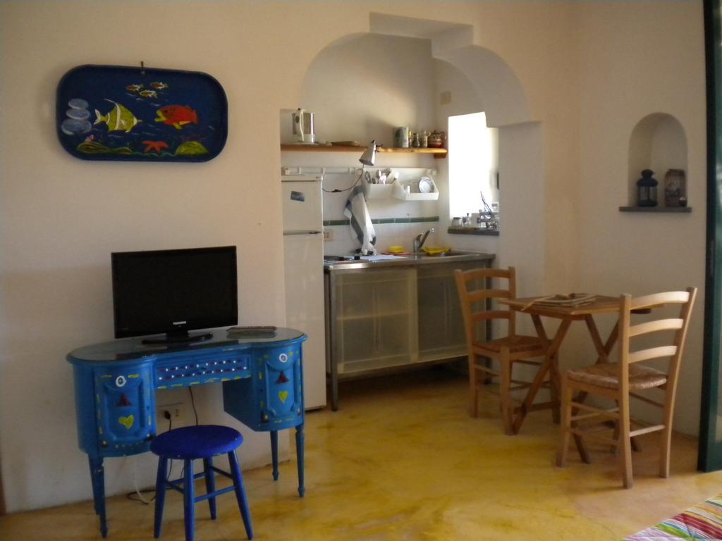 Casa U' Cucunciu Lägenhet Lipari  Rum bild