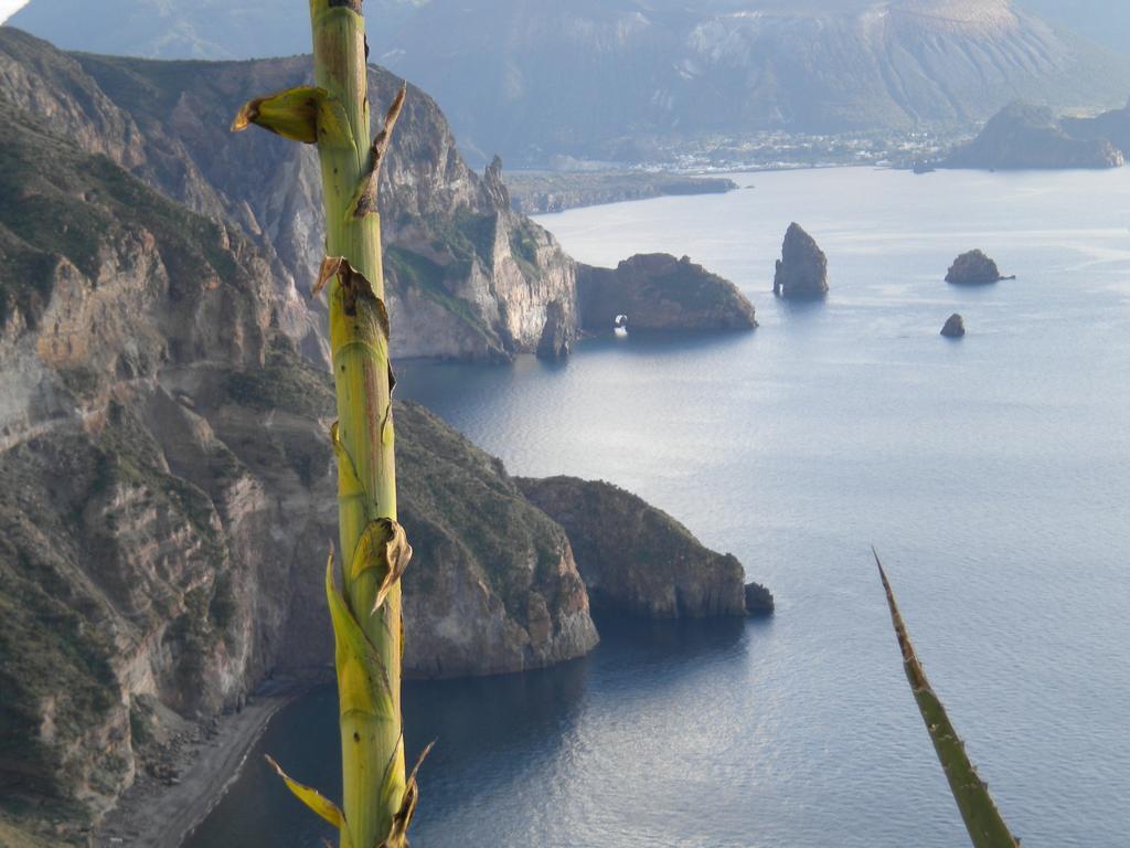 Casa U' Cucunciu Lägenhet Lipari  Rum bild