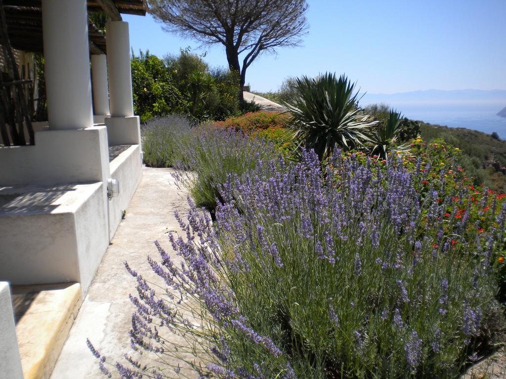 Casa U' Cucunciu Lägenhet Lipari  Rum bild